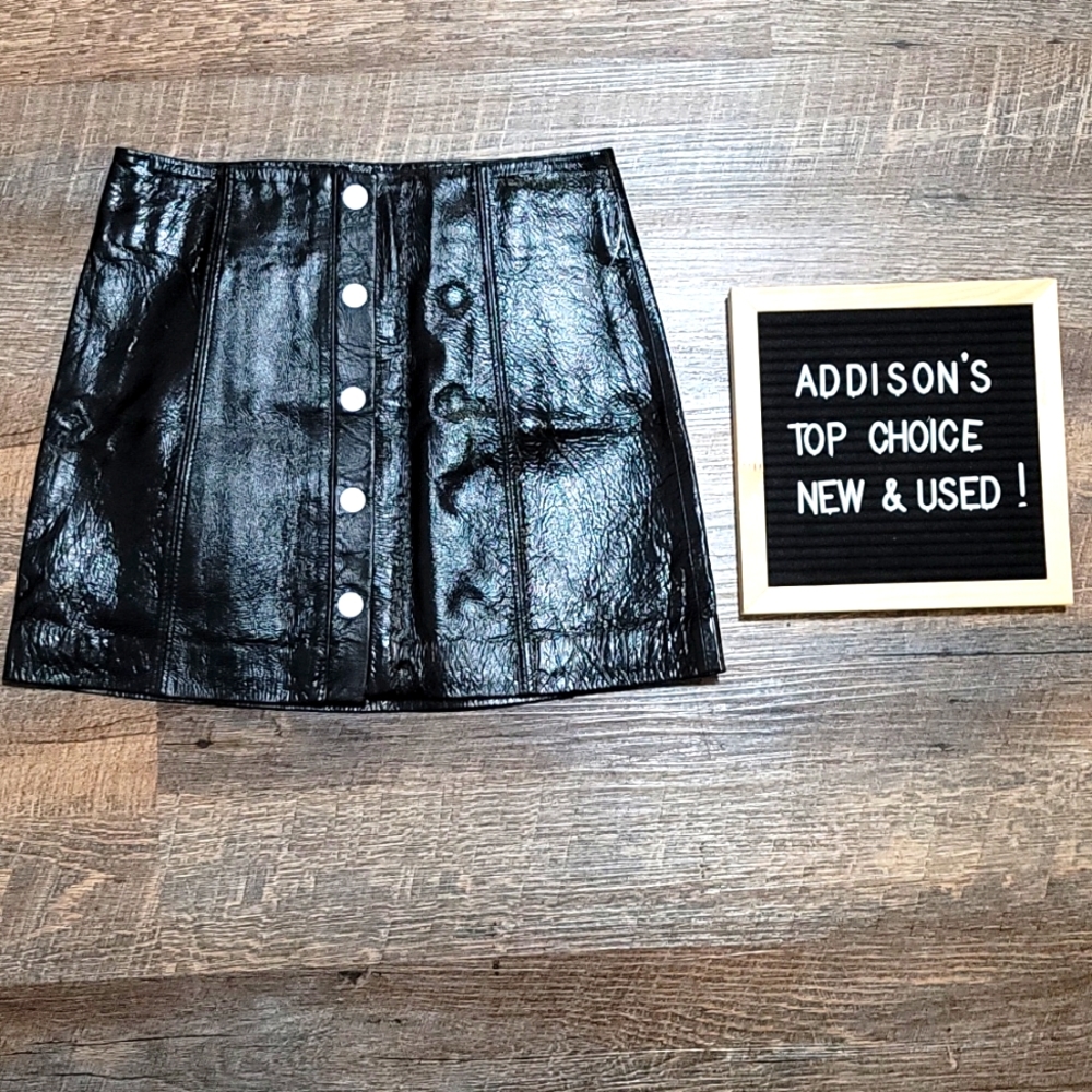 NWT Gap leather skirt button up front "Girls Size 8" NWT